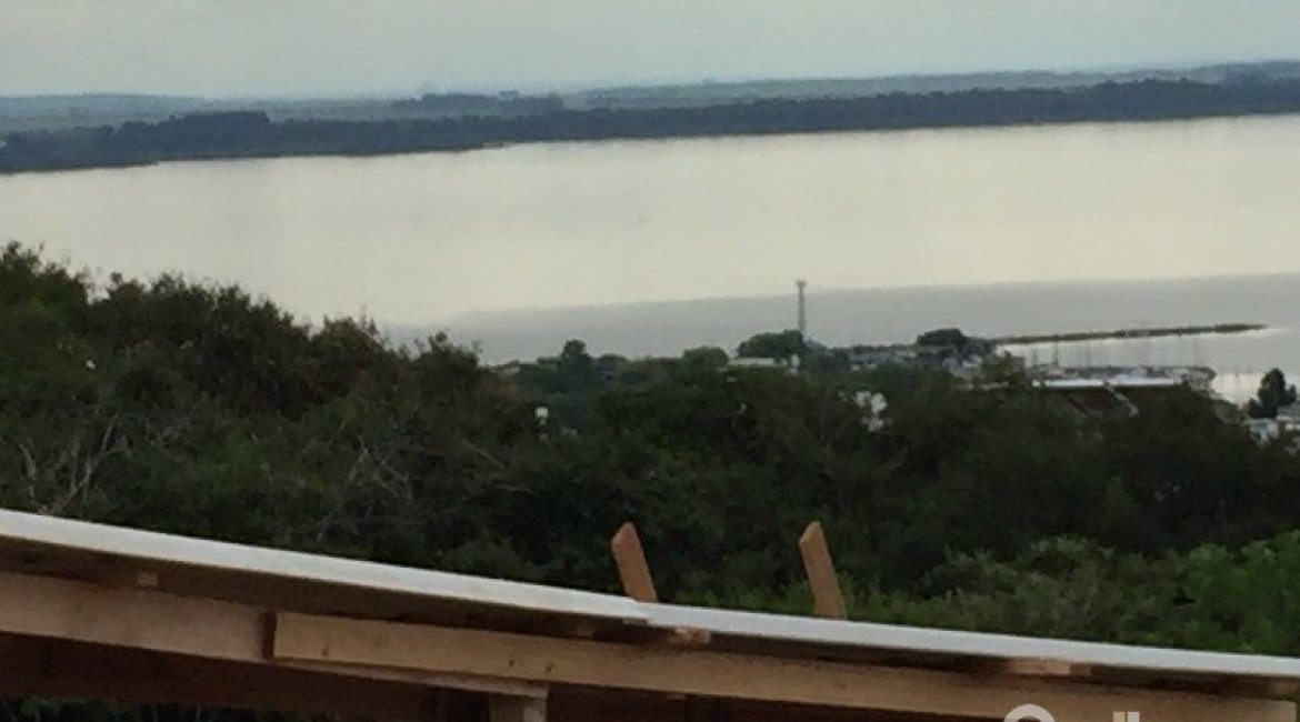 Terreno à venda, no bairro Sétimo Céu em Porto Alegre