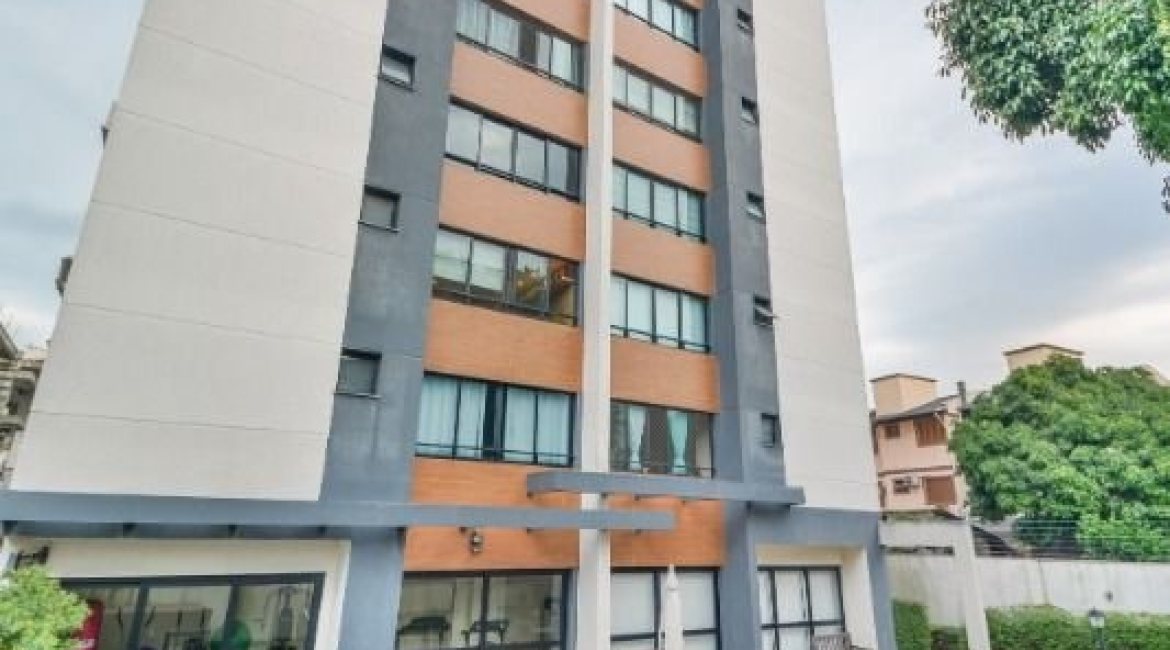 Apartamento à venda com 56m², 2 dormitórios, 1 suíte, 2 vagas, no bairro Tristeza em Porto Alegre
