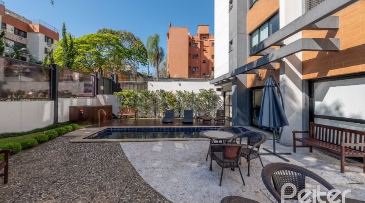 Apartamento à venda com 56m², 2 dormitórios, 1 suíte, 2 vagas, no bairro Tristeza em Porto Alegre