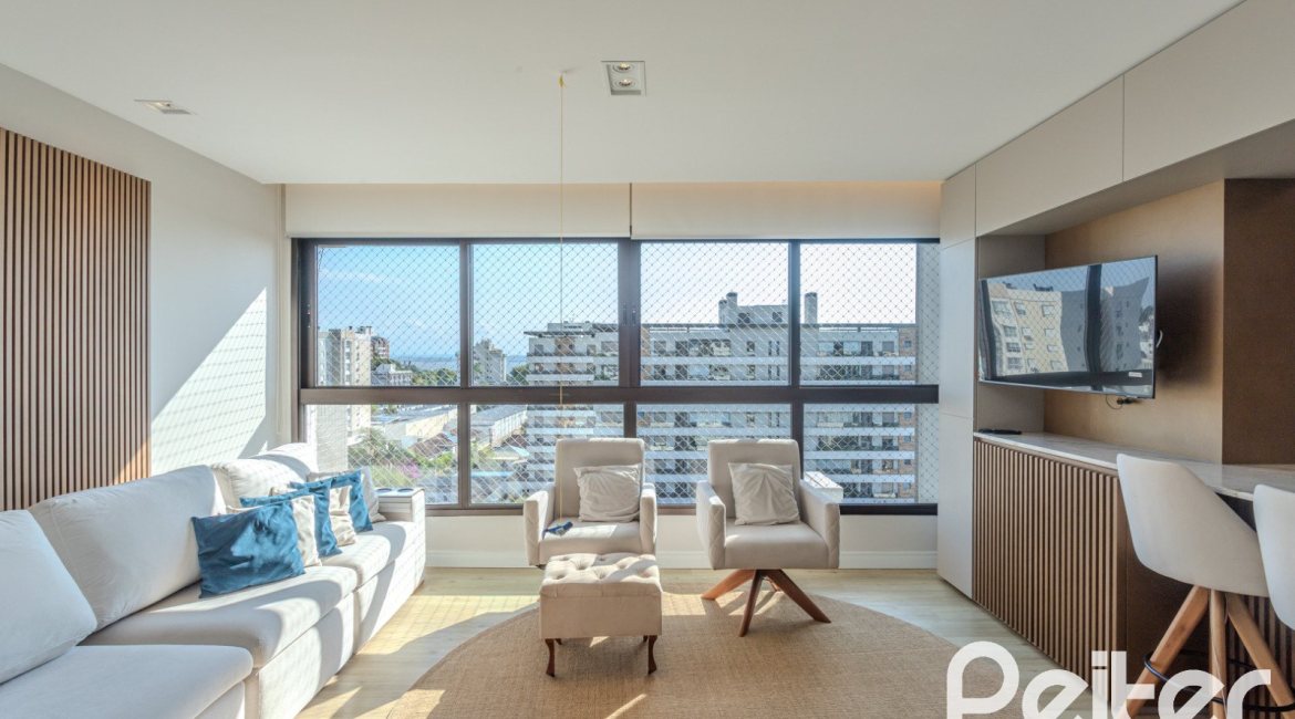 Apartamento à venda com 90m², 3 dormitórios, 1 suíte, 2 vagas, no bairro Tristeza em PORTO ALEGRE