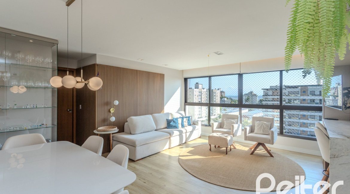 Apartamento à venda com 90m², 3 dormitórios, 1 suíte, 2 vagas, no bairro Tristeza em PORTO ALEGRE
