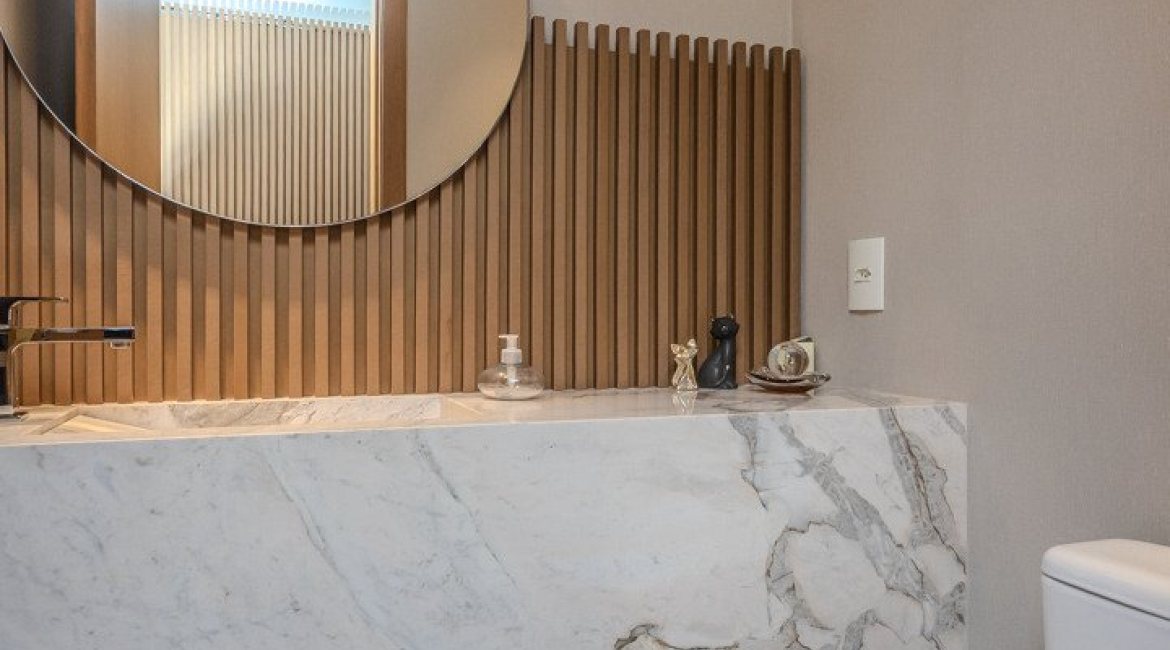 Apartamento à venda com 90m², 3 dormitórios, 1 suíte, 2 vagas, no bairro Tristeza em PORTO ALEGRE