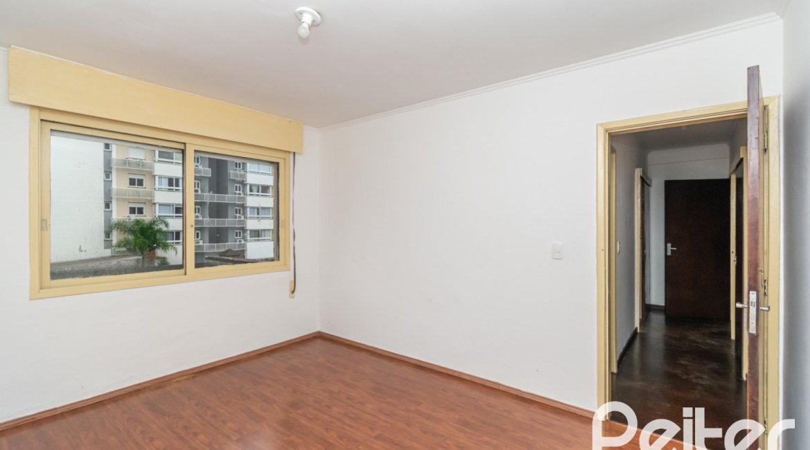 Apartamento à venda com 88m², 3 dormitórios, 1 vaga, no bairro Cristal em Porto Alegre