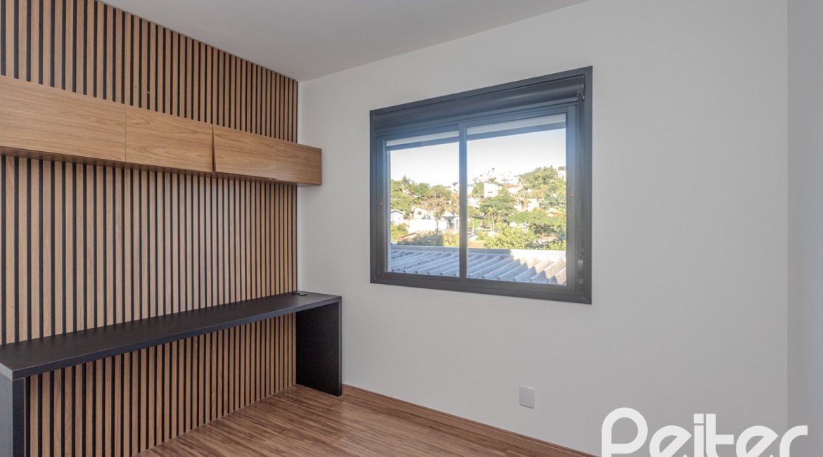 Apartamento à venda com 64m², 2 dormitórios, 1 suíte, 1 vaga, no bairro Tristeza em PORTO ALEGRE