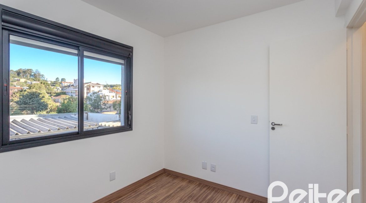 Apartamento à venda com 64m², 2 dormitórios, 1 suíte, 1 vaga, no bairro Tristeza em PORTO ALEGRE