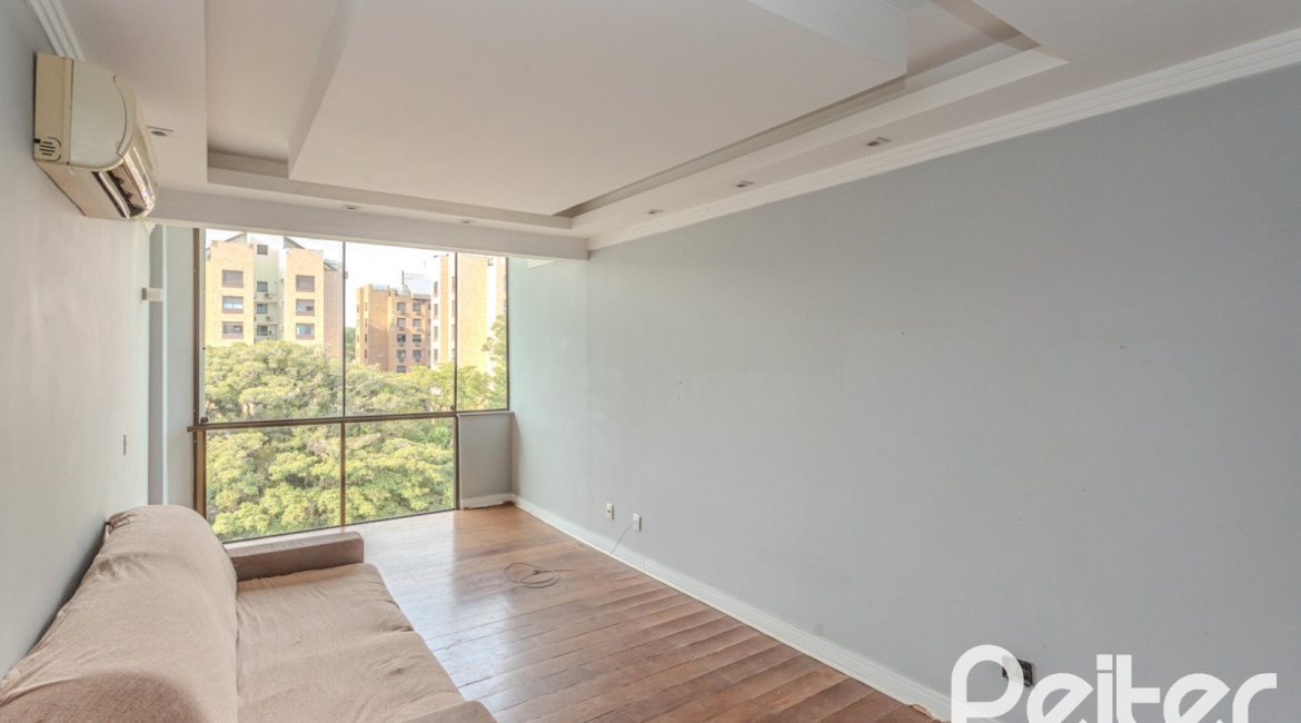 Cobertura à venda com 148m², 2 dormitórios, 1 suíte, 2 vagas, no bairro Tristeza em Porto Alegre