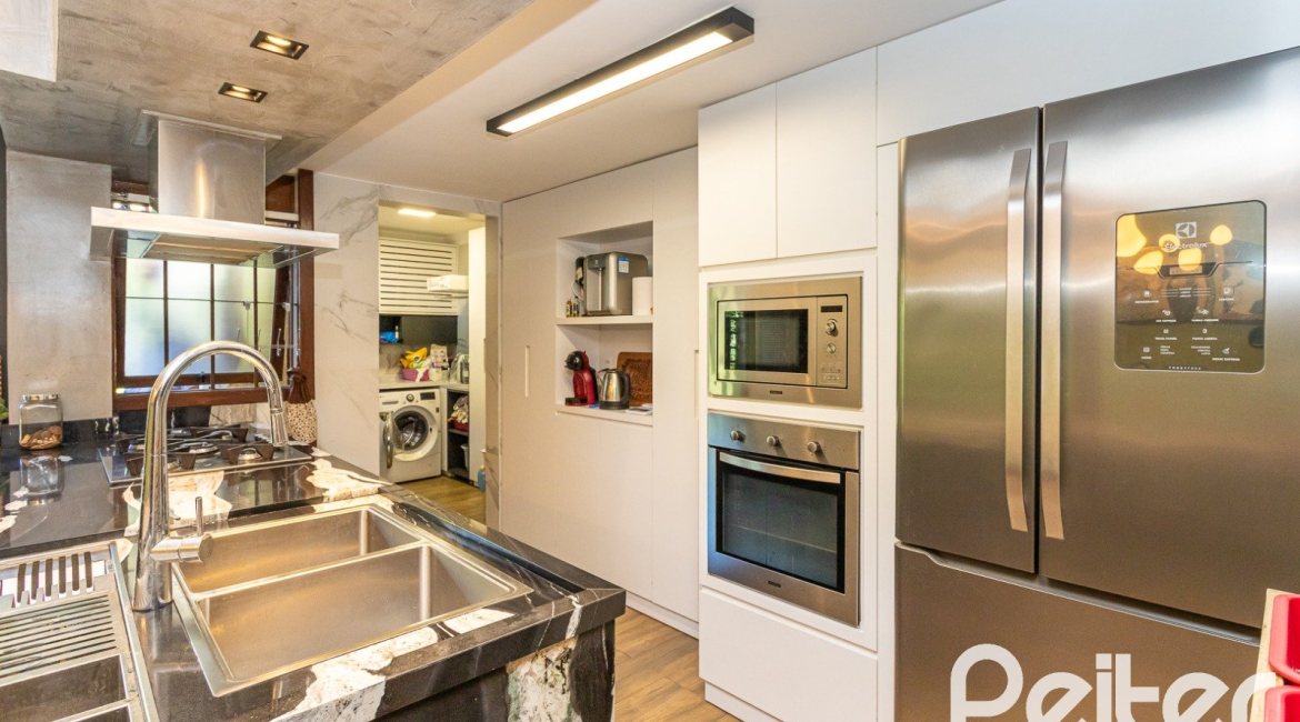  à venda, no bairro  em 