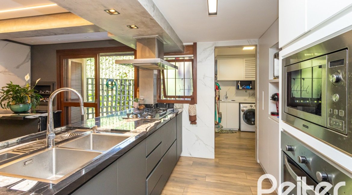  à venda, no bairro  em 