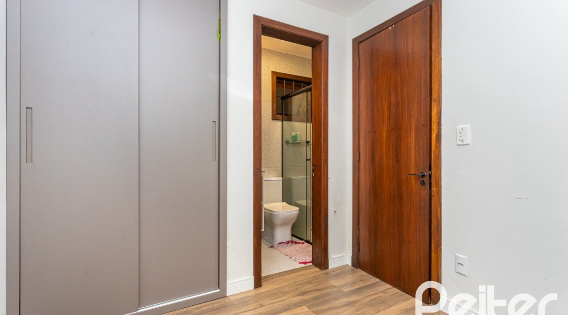  à venda, no bairro  em 