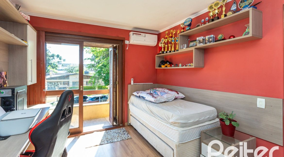  à venda, no bairro  em 