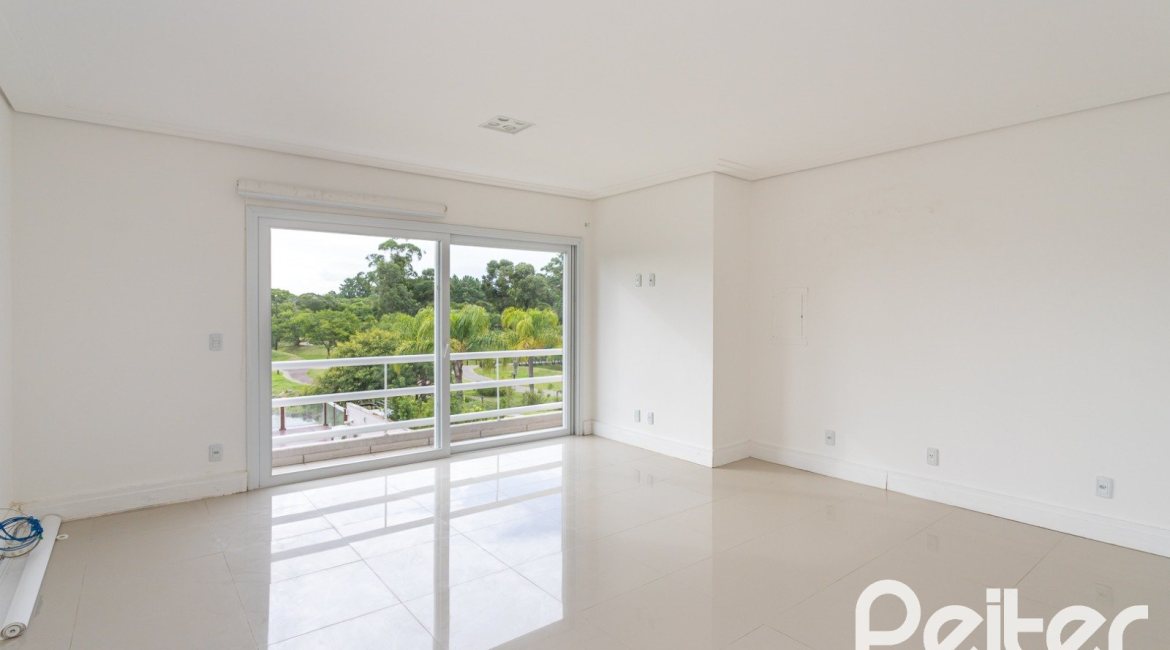 Casa em Condomínio à venda com 463m², 4 dormitórios, 4 suítes, 3 vagas, no bairro Terra Ville em PORTO ALEGRE