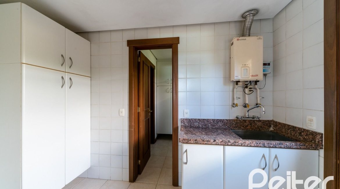  à venda, no bairro  em 