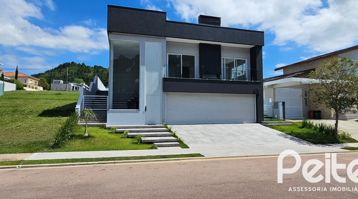 Casa em Condomínio à venda com 297m², 4 dormitórios, 4 suítes, 3 vagas, no bairro Alphaville em PORTO ALEGRE