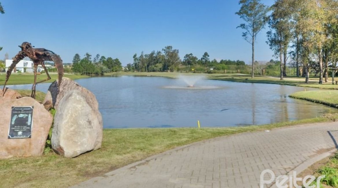 Casa em Condomínio à venda com 239m², 4 dormitórios, 4 suítes, 4 vagas, no bairro Terra Ville em Porto Alegre