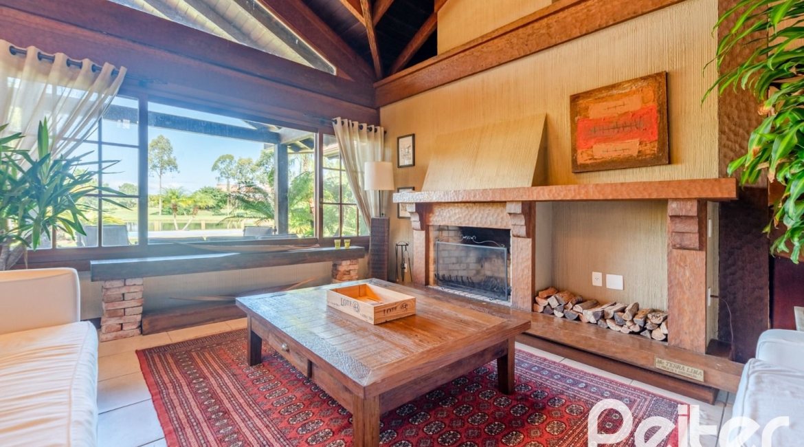 Casa em Condomínio à venda com 596m², 4 dormitórios, 4 suítes, 4 vagas, no bairro Terra Ville em PORTO ALEGRE