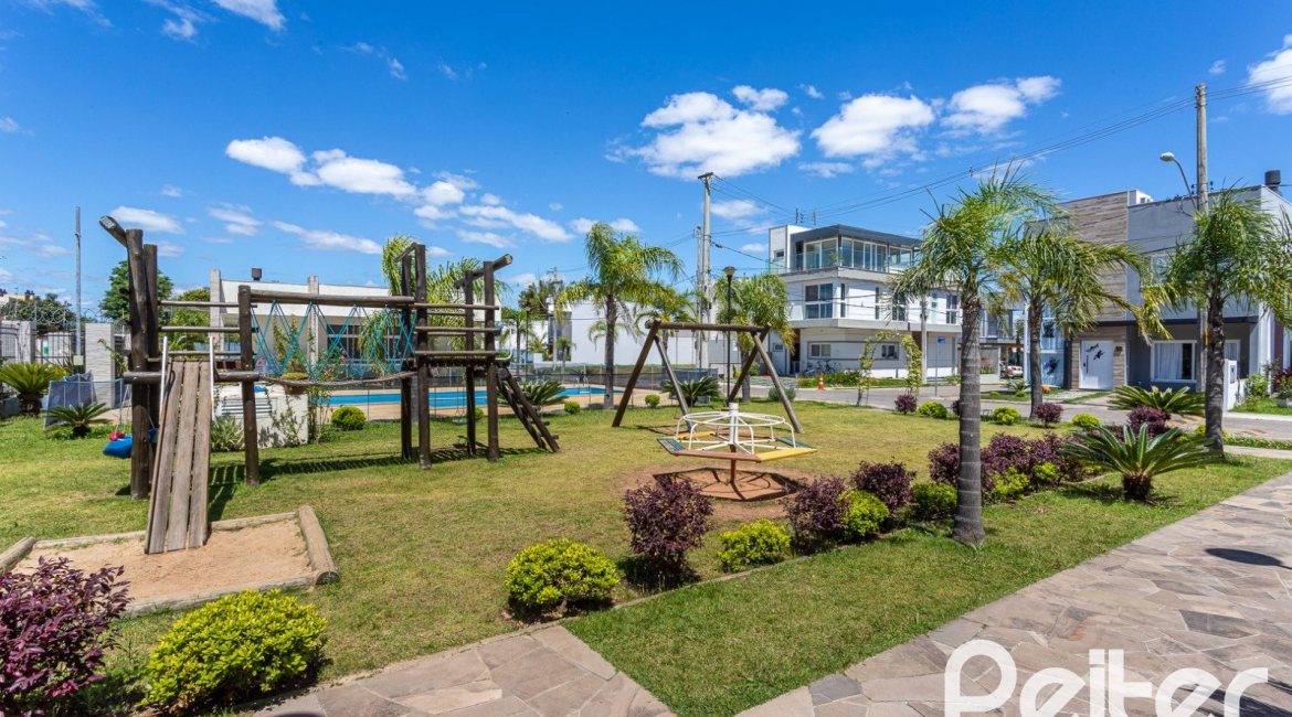 Casa em Condomínio à venda com 150m², 3 dormitórios, 1 suíte, 2 vagas, no bairro Hípica em PORTO ALEGRE