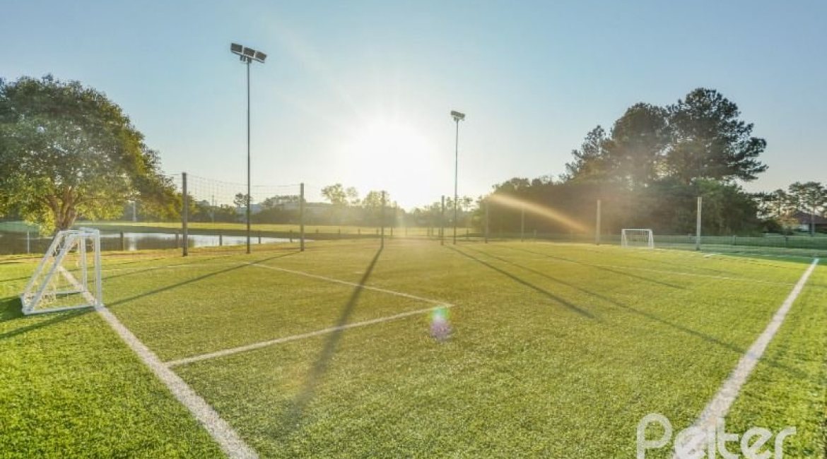 Casa em Condomínio à venda com 232m², 4 dormitórios, 1 suíte, 4 vagas, no bairro Terra Ville em PORTO ALEGRE