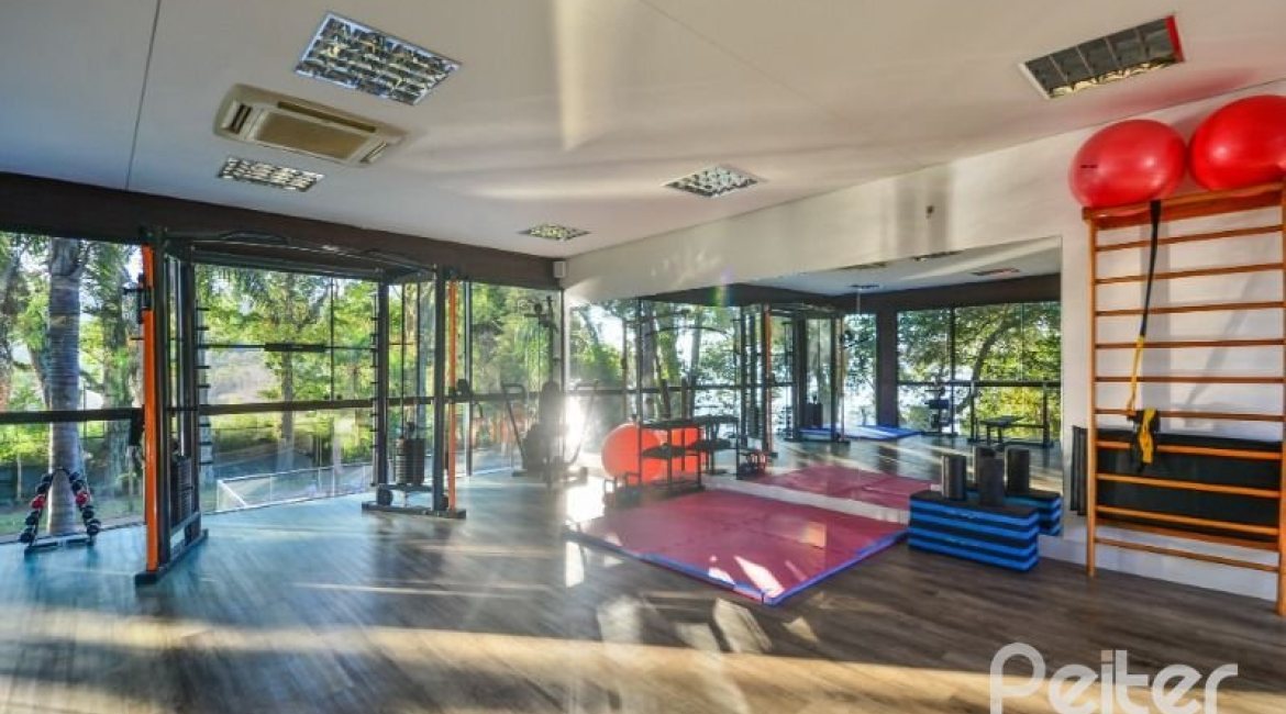 Casa em Condomínio à venda com 457m², 4 dormitórios, 4 suítes, 6 vagas, no bairro Pedra Redonda em PORTO ALEGRE