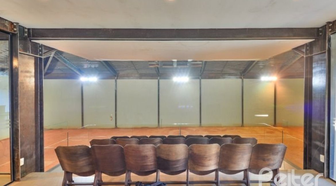Casa em Condomínio à venda com 457m², 4 dormitórios, 4 suítes, 6 vagas, no bairro Pedra Redonda em PORTO ALEGRE