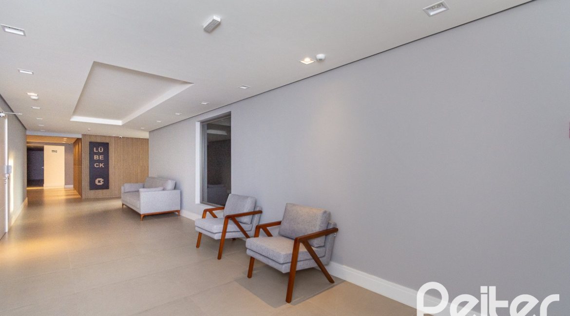 Apartamento à venda com 216m², 3 dormitórios, 3 suítes, 3 vagas, no bairro Tristeza em PORTO ALEGRE