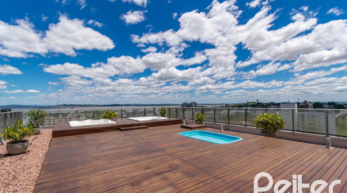 Apartamento à venda com 216m², 3 dormitórios, 3 suítes, 3 vagas, no bairro Tristeza em PORTO ALEGRE