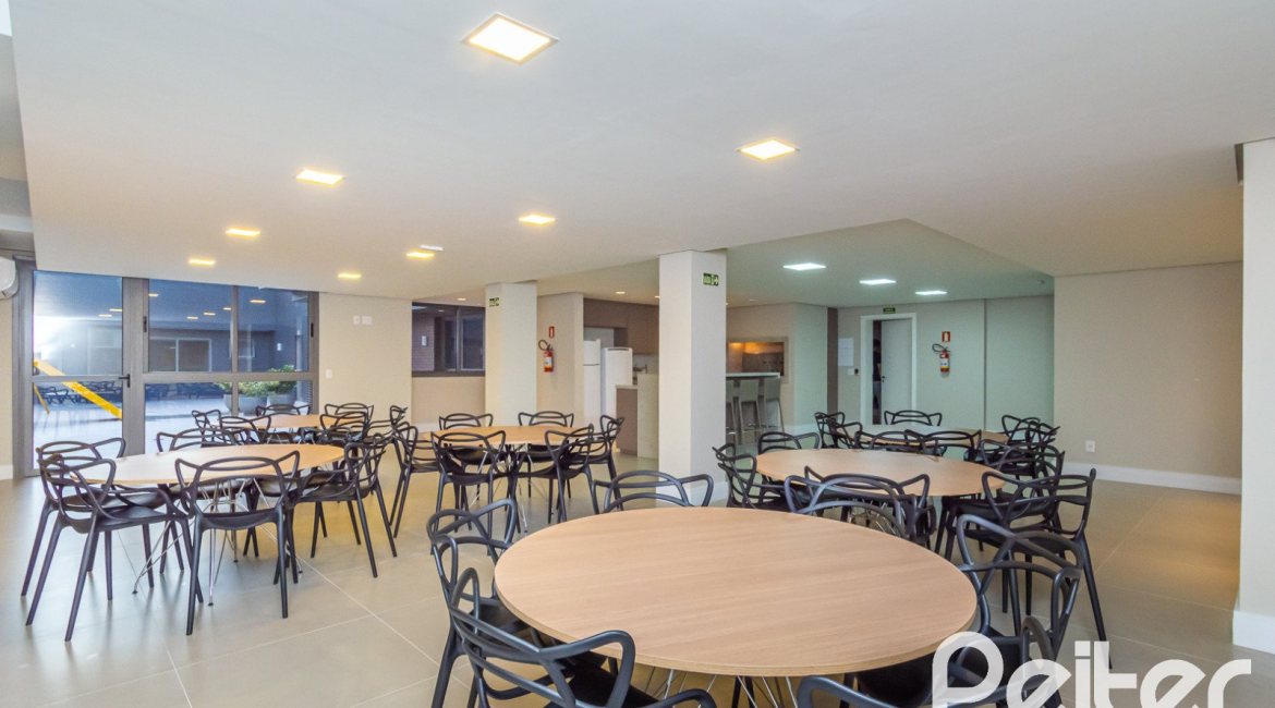 Apartamento à venda com 216m², 3 dormitórios, 3 suítes, 3 vagas, no bairro Tristeza em PORTO ALEGRE