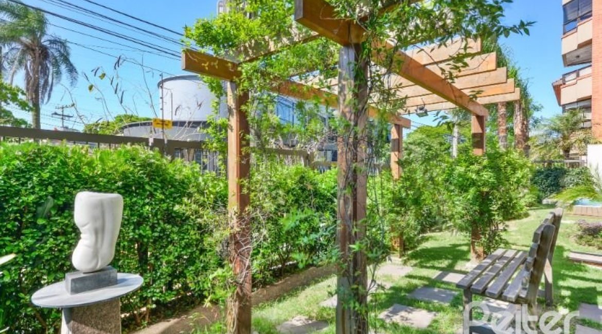 Apartamento à venda com 82m², 3 dormitórios, 1 suíte, 3 vagas, no bairro Tristeza em PORTO ALEGRE