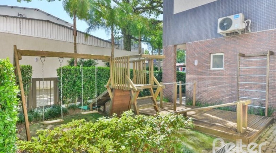 Apartamento à venda com 82m², 3 dormitórios, 1 suíte, 3 vagas, no bairro Tristeza em PORTO ALEGRE