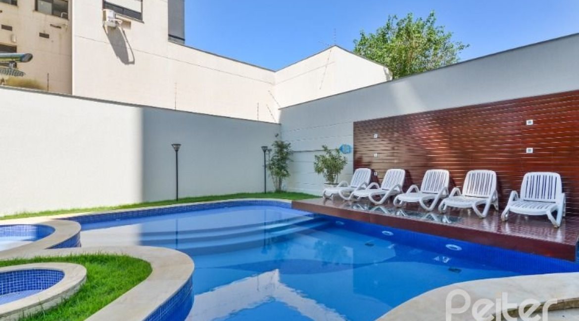 Apartamento à venda com 90m², 3 dormitórios, 1 suíte, 2 vagas, no bairro Tristeza em PORTO ALEGRE