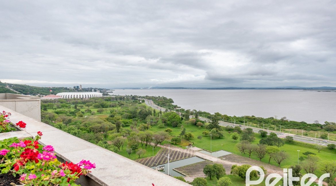 Empreendimento à venda, no bairro Menino Deus em PORTO ALEGRE