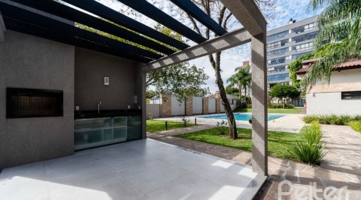 Apartamento à venda com 136m², 3 dormitórios, 1 suíte, 2 vagas, no bairro Tristeza em PORTO ALEGRE