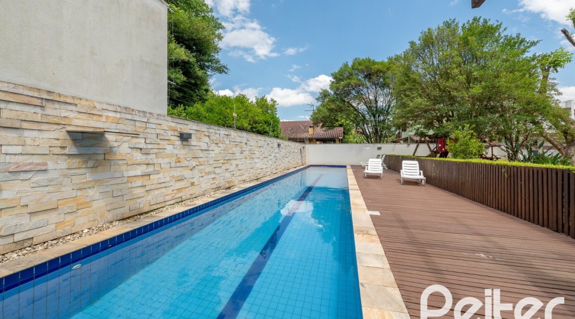 Casa em Condomínio à venda com 177m², 3 dormitórios, 1 suíte, 2 vagas, no bairro Ipanema em PORTO ALEGRE