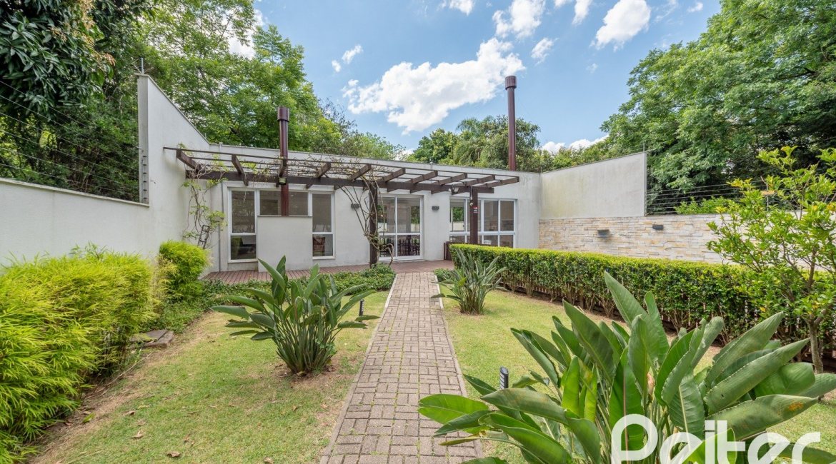 Casa em Condomínio à venda com 177m², 3 dormitórios, 1 suíte, 2 vagas, no bairro Ipanema em PORTO ALEGRE