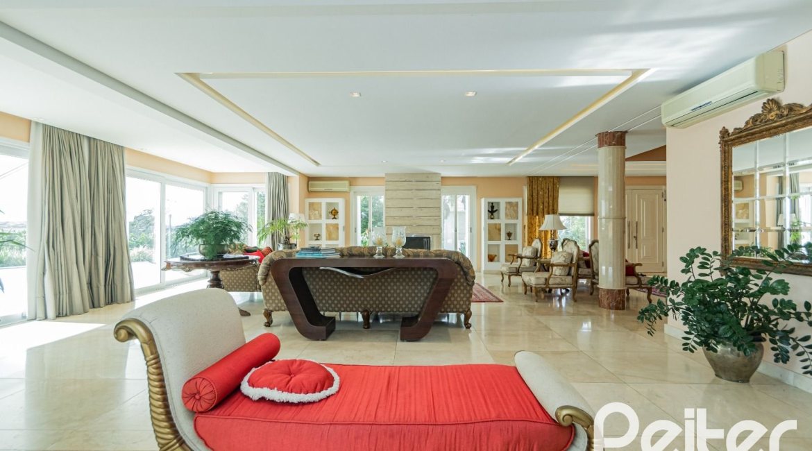 Casa em Condomínio à venda com 941m², 5 dormitórios, 5 suítes, 6 vagas, no bairro Terra Ville em PORTO ALEGRE