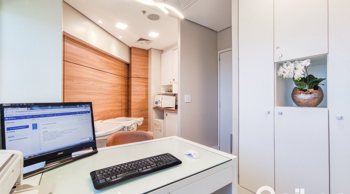 Comercial à venda com 42m², no bairro Cristal em Porto Alegre