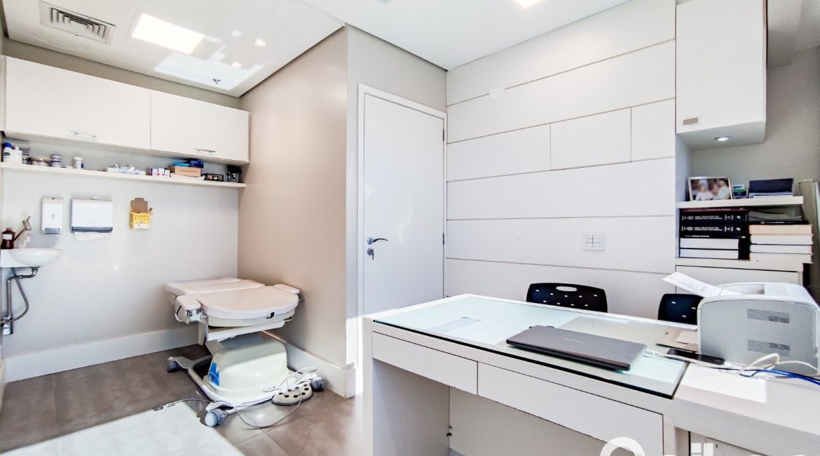 Comercial à venda com 42m², no bairro Cristal em Porto Alegre