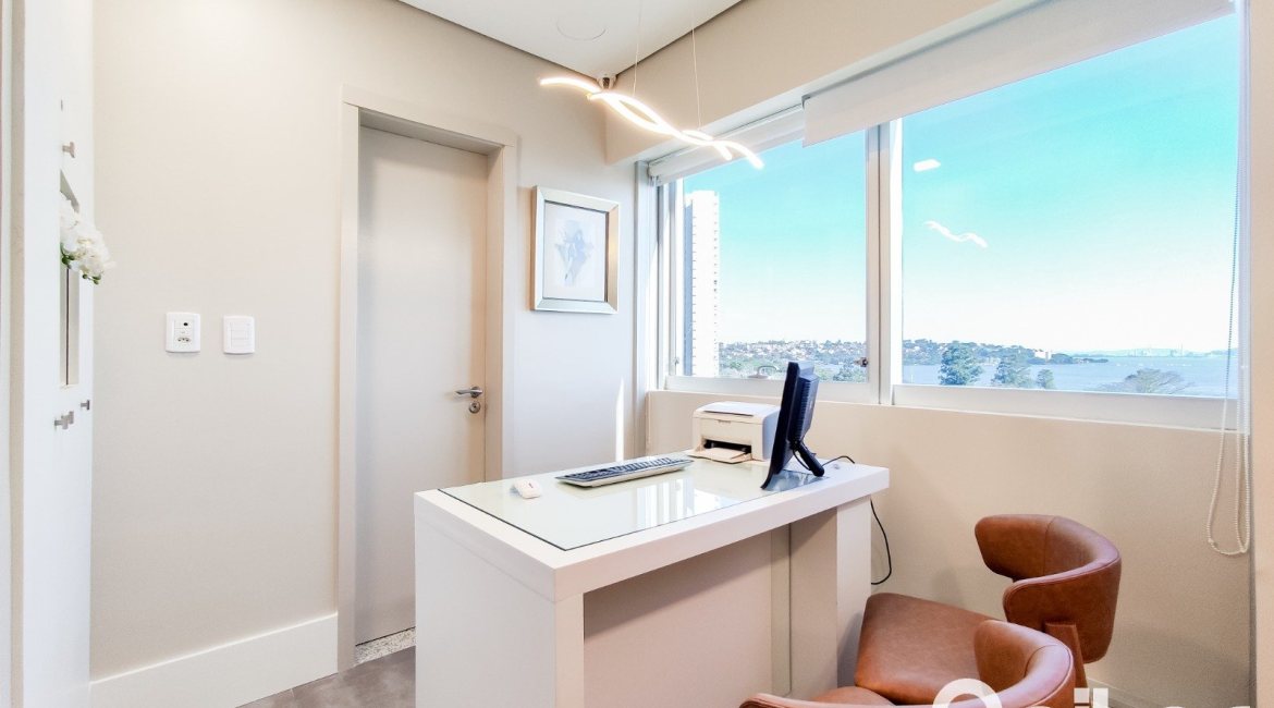 Comercial à venda com 42m², no bairro Cristal em Porto Alegre