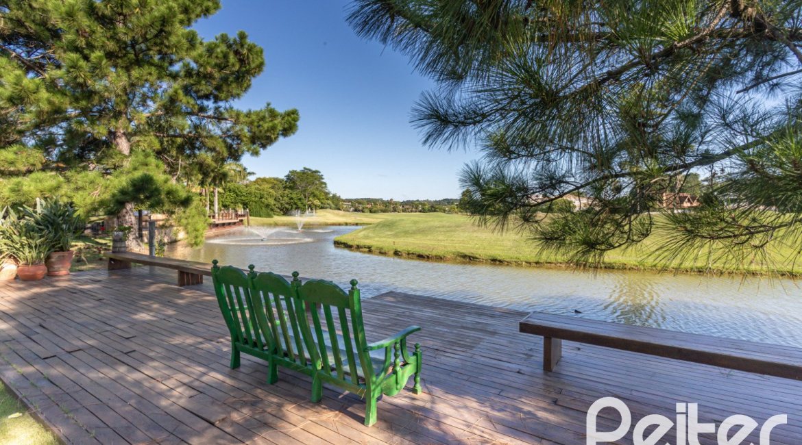 Casa em Condomínio à venda com 478m², 4 dormitórios, 4 suítes, 4 vagas, no bairro Terra Ville em PORTO ALEGRE
