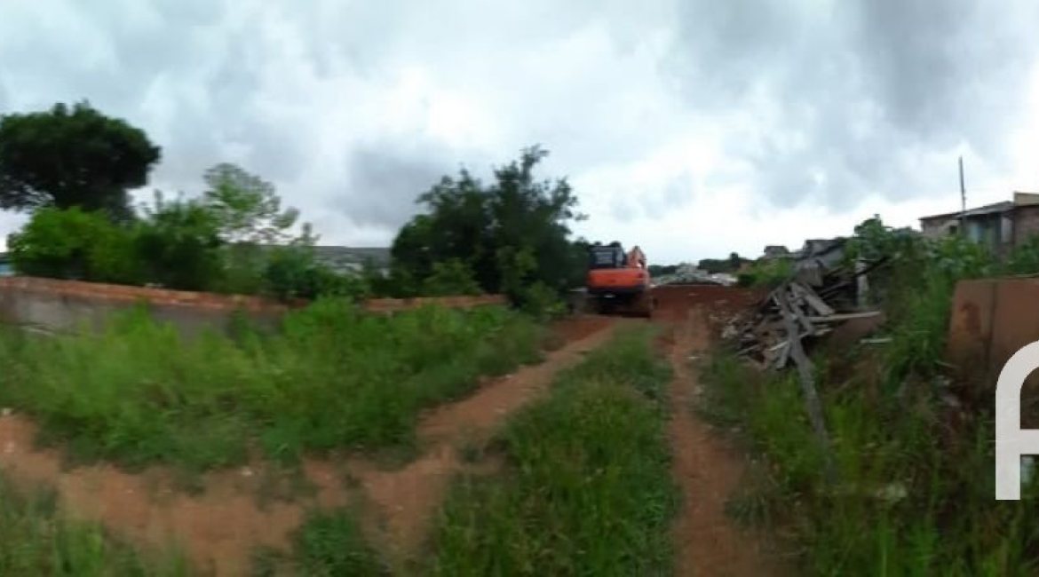 Terreno à venda com 1174m², no bairro Nonoai em Porto Alegre