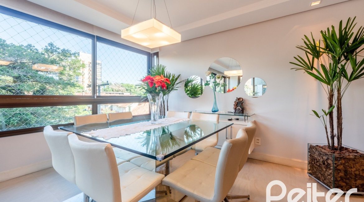 Apartamento à venda com 143m², 3 dormitórios, 1 suíte, 4 vagas, no bairro Tristeza em PORTO ALEGRE