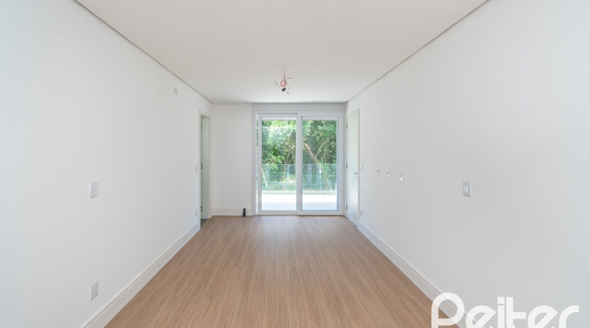 Casa em Condomínio à venda com 292m², 4 dormitórios, 4 suítes, 4 vagas, no bairro Alphaville em PORTO ALEGRE