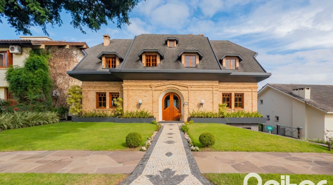 Casa em Condomínio à venda com 459m², 4 dormitórios, 4 suítes, 3 vagas, no bairro Cavalhada em PORTO ALEGRE