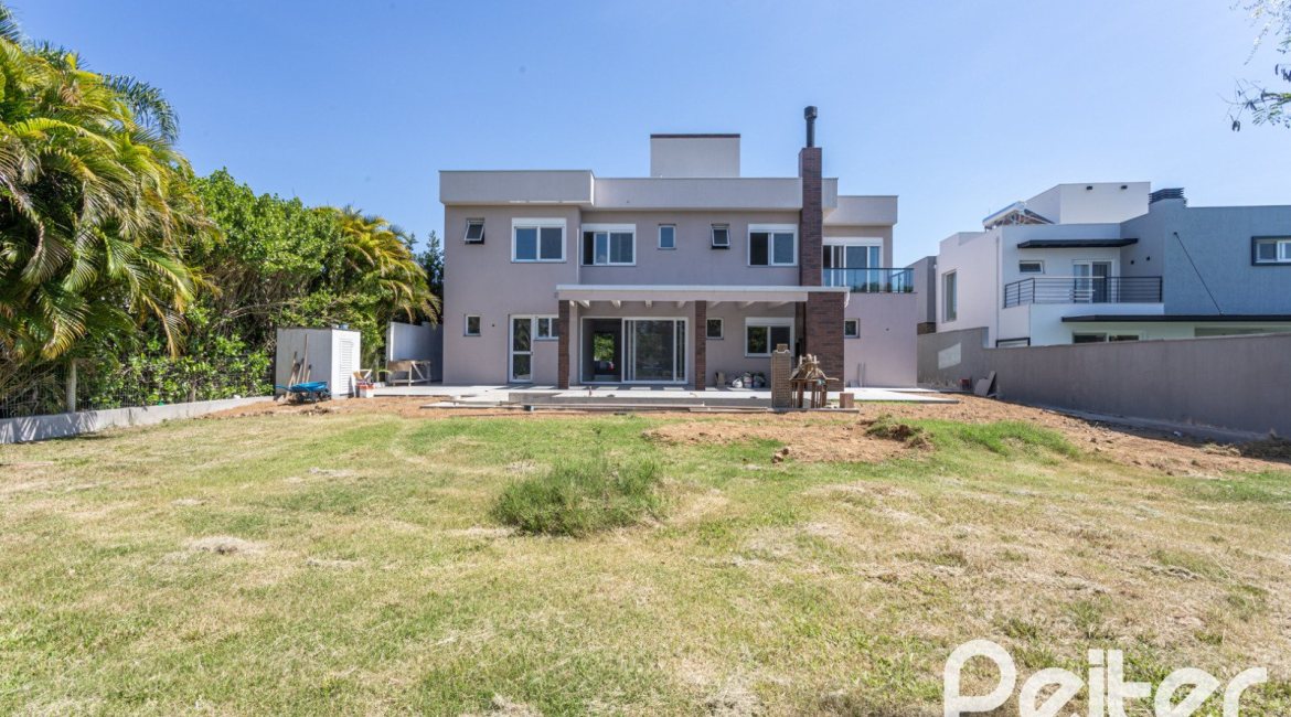 Casa em Condomínio à venda com 566m², 5 dormitórios, 5 suítes, 4 vagas, no bairro Terra Ville em PORTO ALEGRE