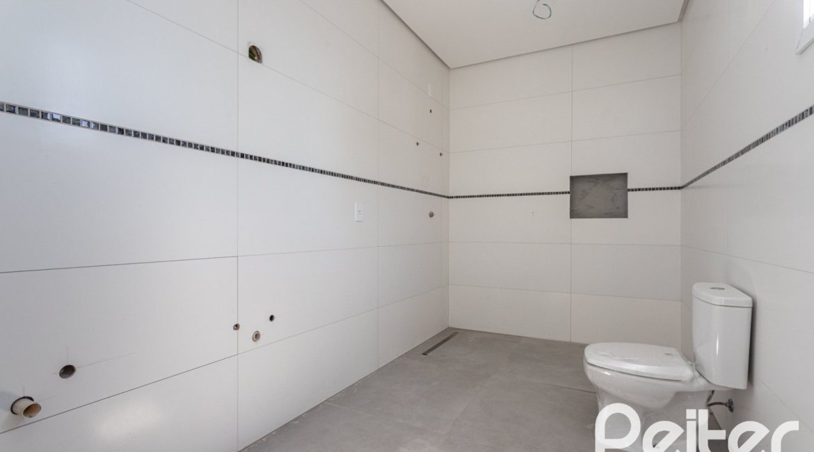 Casa em Condomínio à venda com 566m², 5 dormitórios, 5 suítes, 4 vagas, no bairro Terra Ville em PORTO ALEGRE