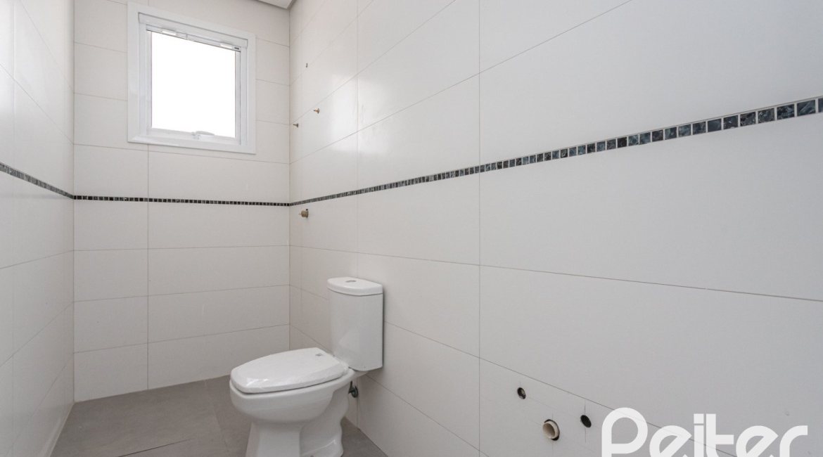 Casa em Condomínio à venda com 566m², 5 dormitórios, 5 suítes, 4 vagas, no bairro Terra Ville em PORTO ALEGRE