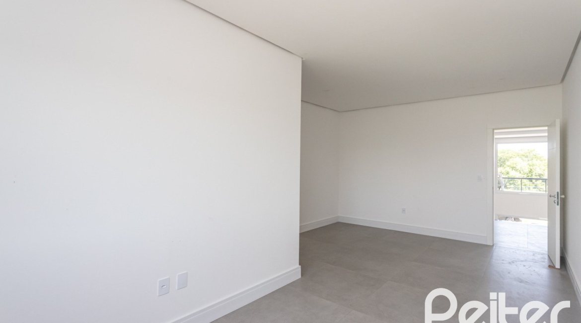 Casa em Condomínio à venda com 566m², 5 dormitórios, 5 suítes, 4 vagas, no bairro Terra Ville em PORTO ALEGRE