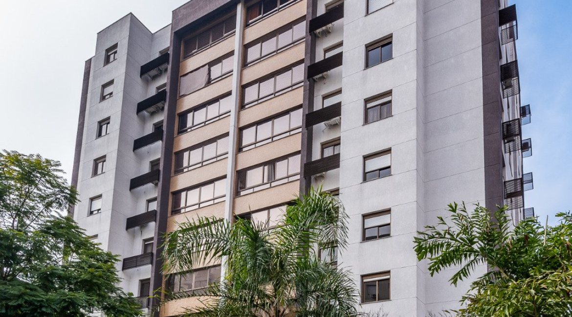 Apartamento à venda com 90m², 3 dormitórios, 1 suíte, 2 vagas, no bairro Tristeza em Porto Alegre