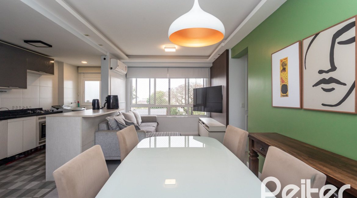 Apartamento à venda com 74m², 3 dormitórios, 1 suíte, 1 vaga, no bairro Tristeza em PORTO ALEGRE