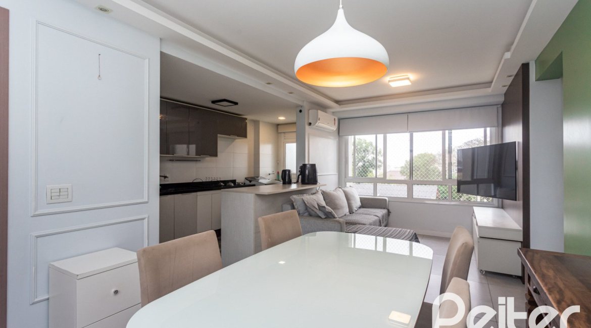 Apartamento à venda com 74m², 3 dormitórios, 1 suíte, 1 vaga, no bairro Tristeza em PORTO ALEGRE