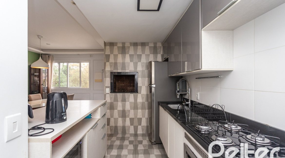 Apartamento à venda com 74m², 3 dormitórios, 1 suíte, 1 vaga, no bairro Tristeza em PORTO ALEGRE
